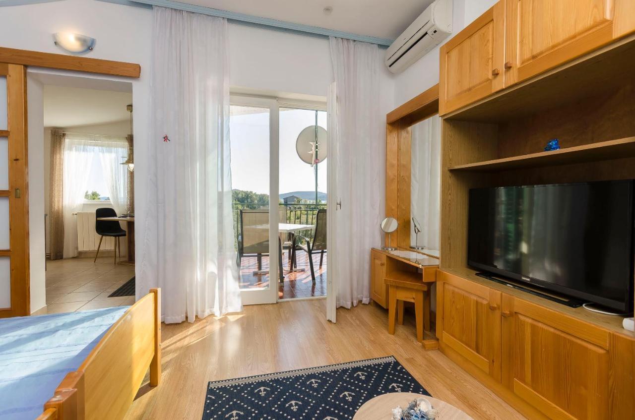 Apartments Sunset Beach فوديس المظهر الخارجي الصورة
